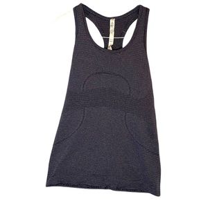 Lululemon active racer back tank. Sz 6